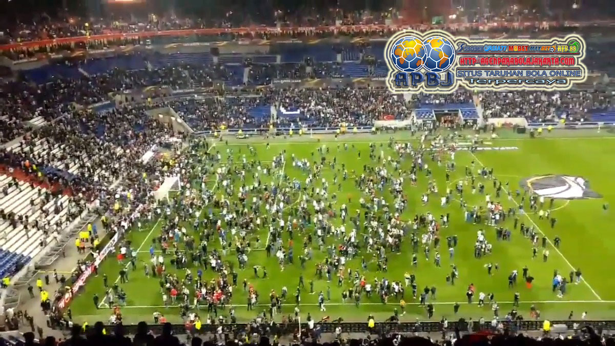 Lyon dan Besiktas Didakwa UEFA